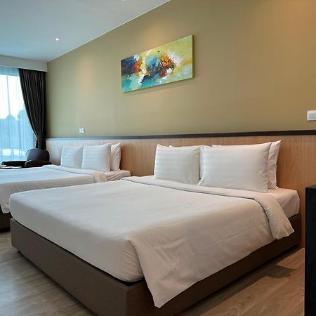 Hotel 7 Suria Kota Kinabalu Zewnętrze zdjęcie