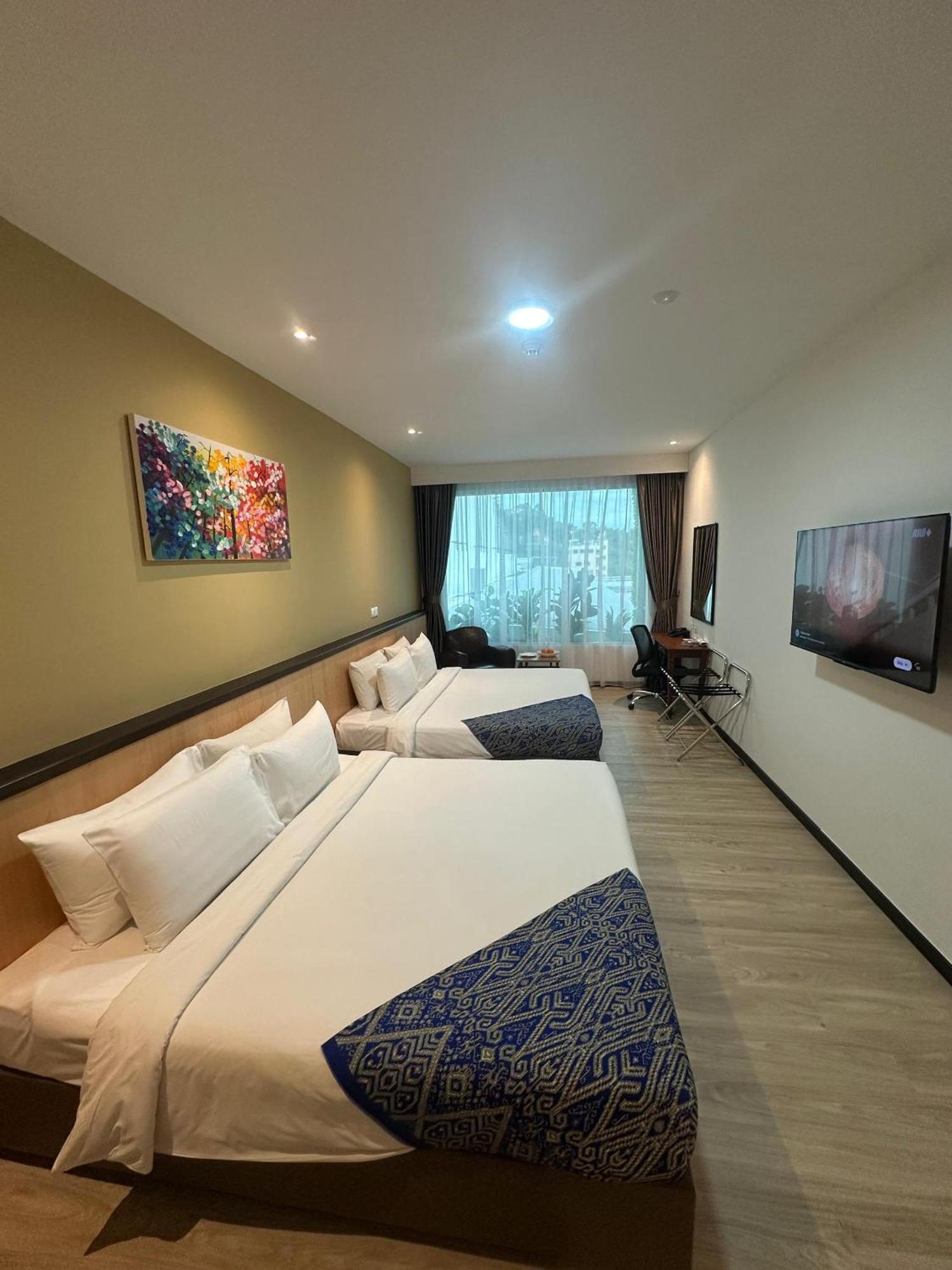 Hotel 7 Suria Kota Kinabalu Zewnętrze zdjęcie