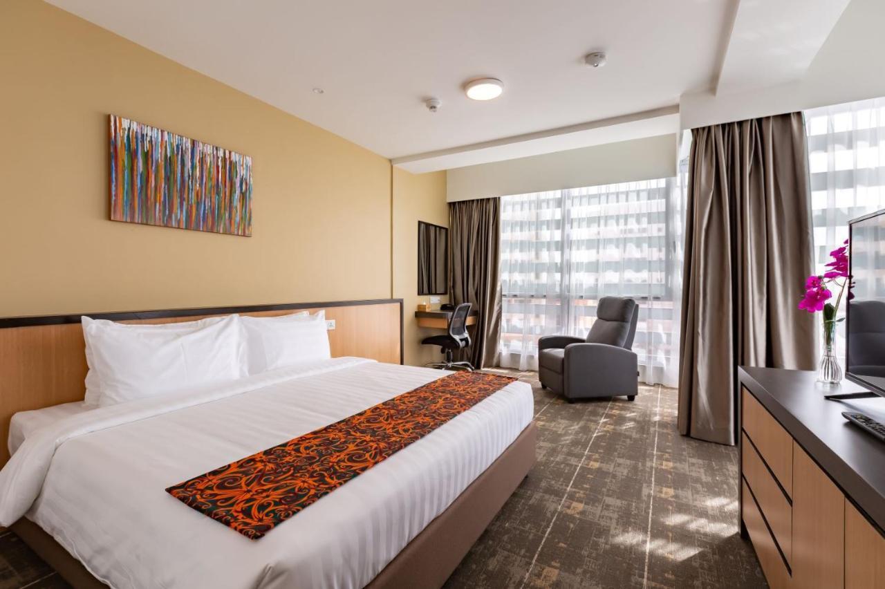 Hotel 7 Suria Kota Kinabalu Zewnętrze zdjęcie